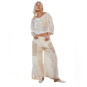POL bohemian coast to coast pants size M